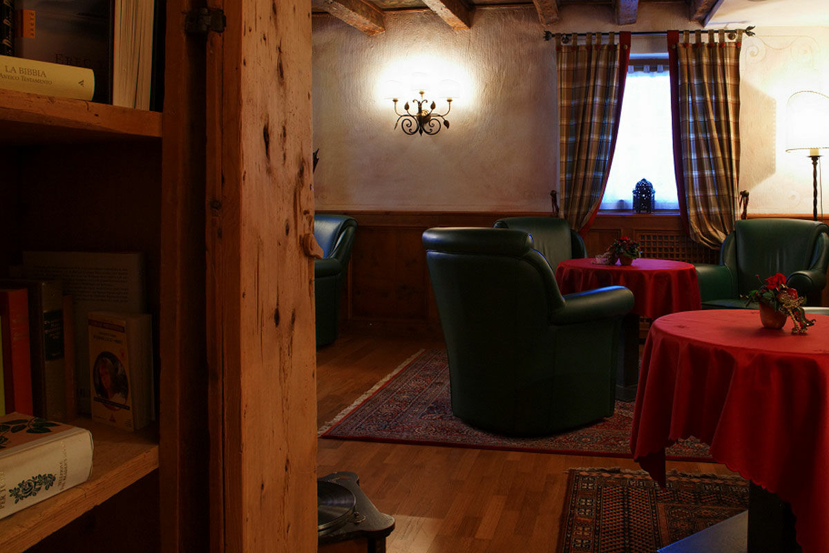 Hotel Sassongher Corvara In Badia Exterior foto