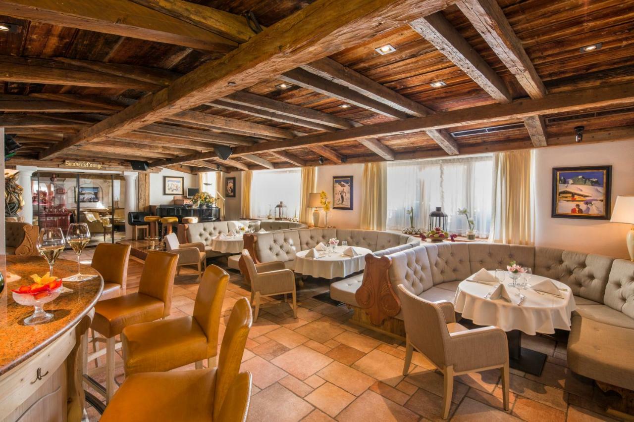 Hotel Sassongher Corvara In Badia Exterior foto